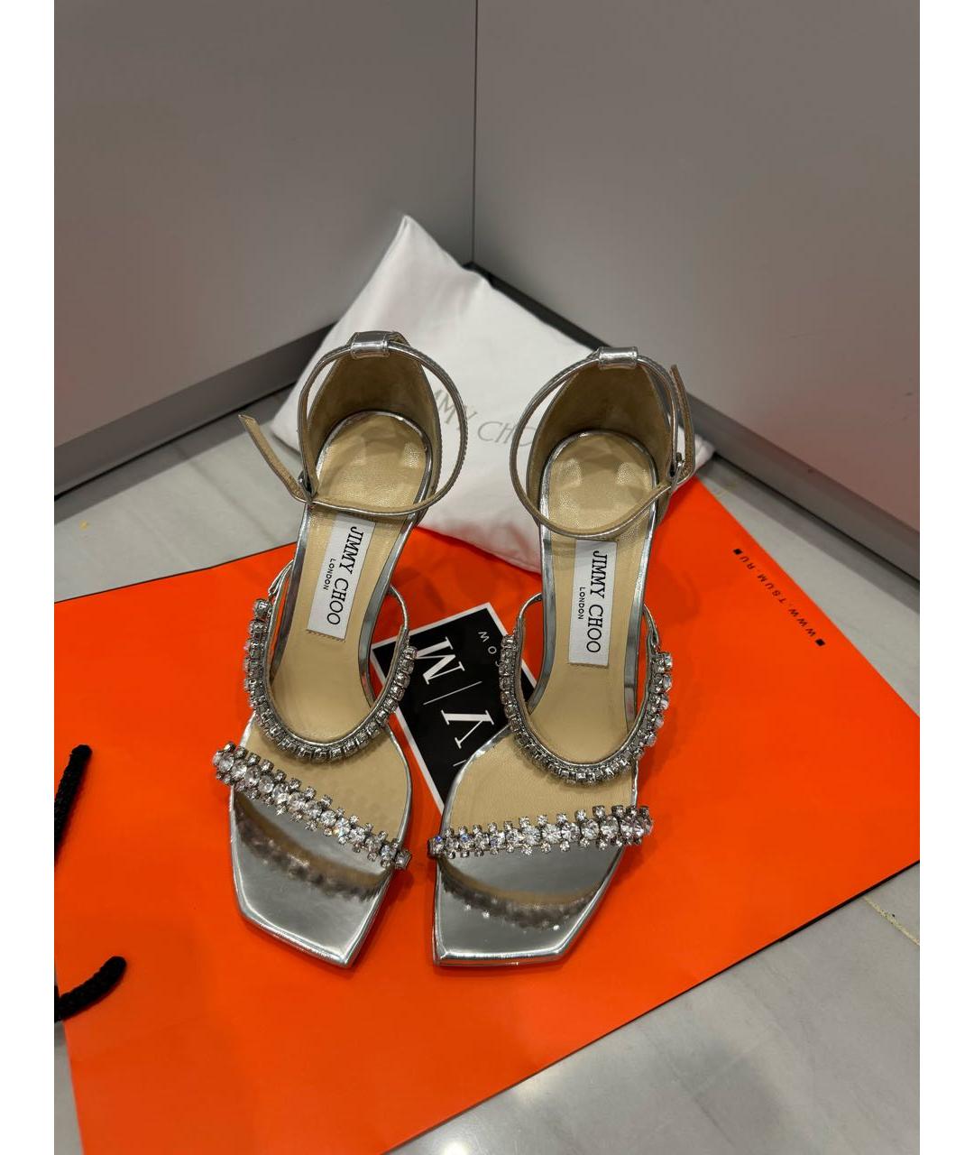 JIMMY CHOO Серебряные кожаные босоножки, фото 8