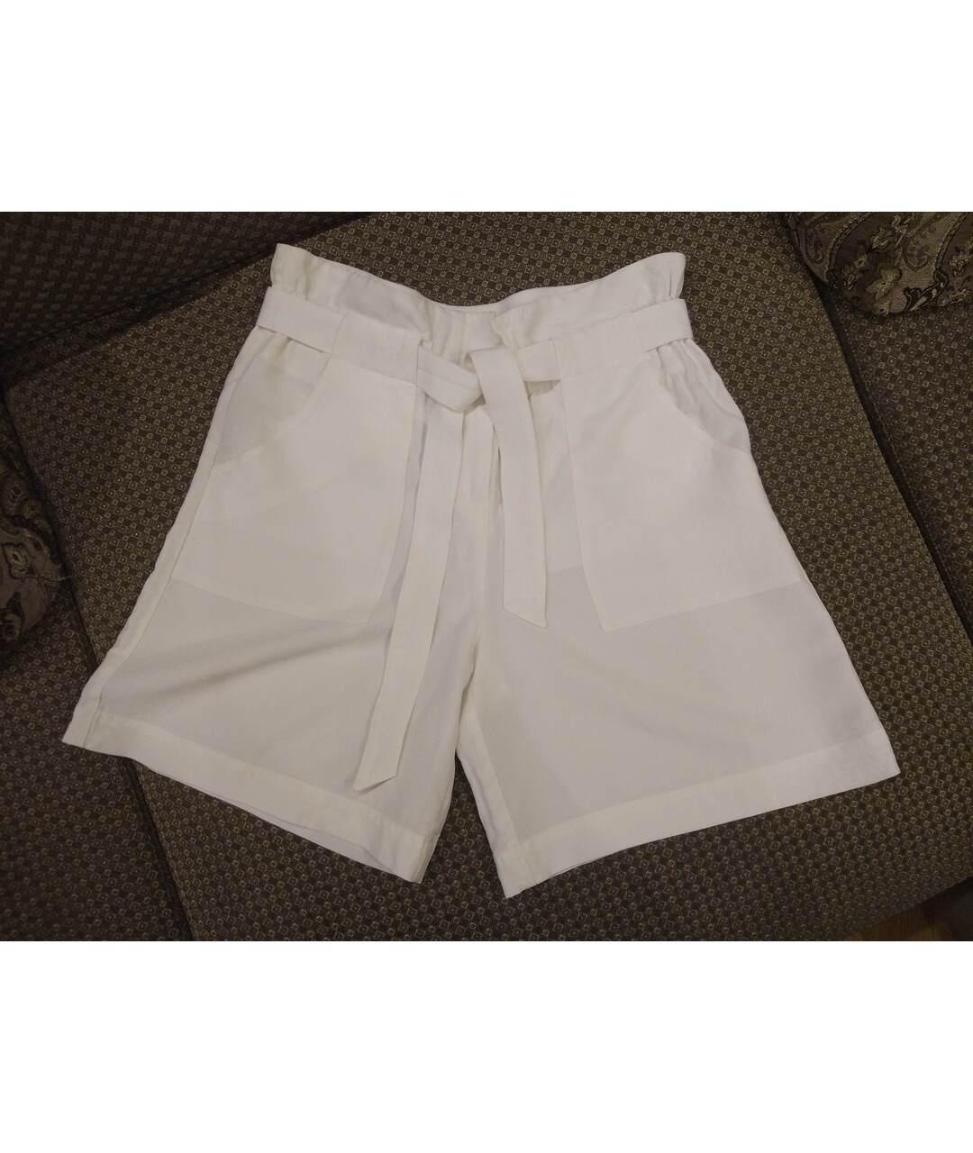 STEFANEL Белые льняные шорты, фото 2