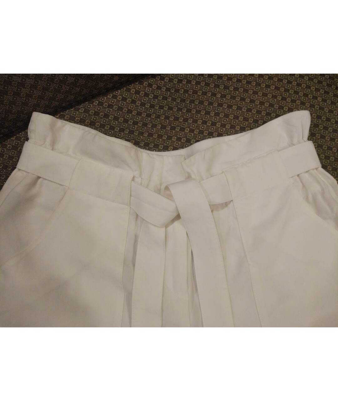 STEFANEL Белые льняные шорты, фото 3
