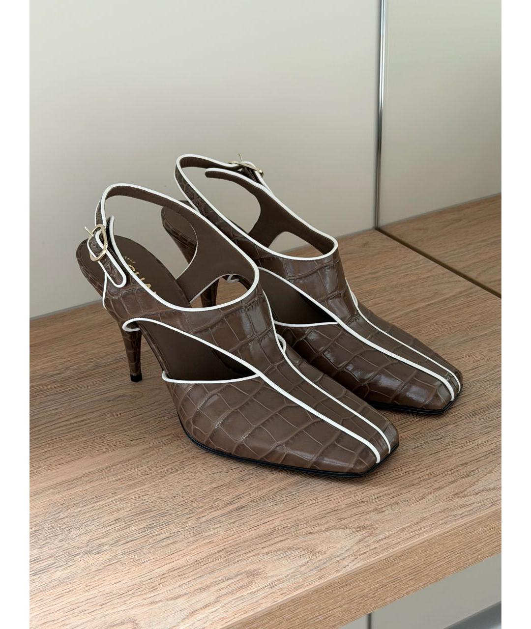 CHANEL Коричневые кожаные туфли, фото 2