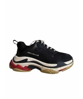 BALENCIAGA Низкие кроссовки / кеды