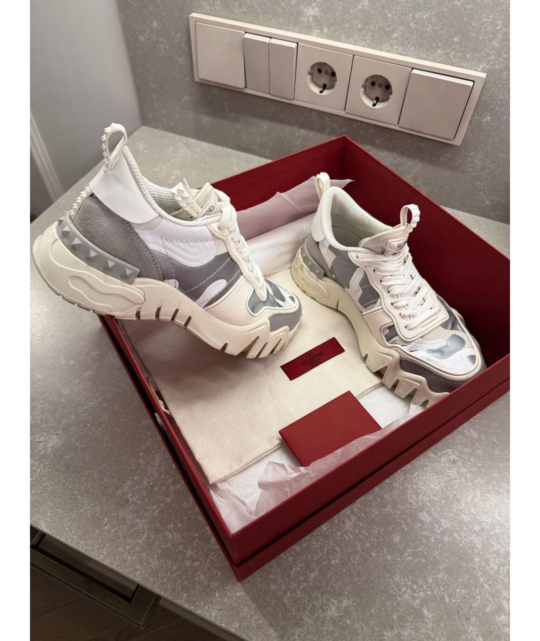 VALENTINO Белые кожаные кроссовки, фото 5