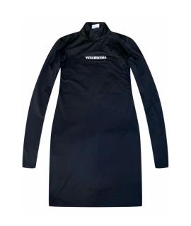 VETEMENTS Повседневное платье