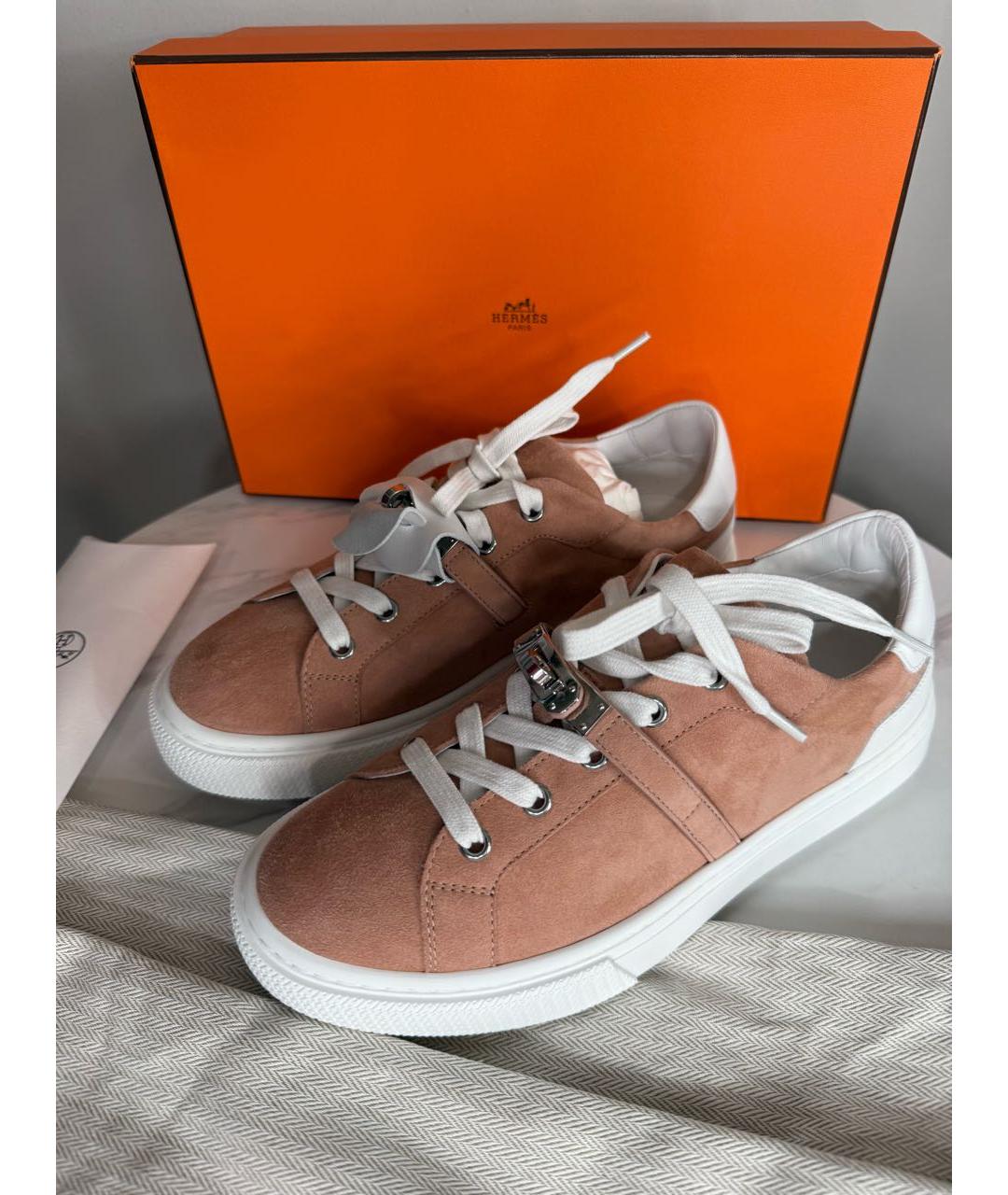 HERMES Коралловые замшевые кроссовки, фото 2