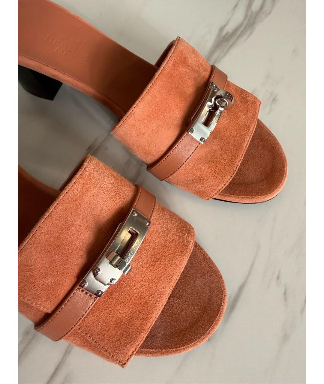 HERMES Коралловые замшевые мюли, фото 6