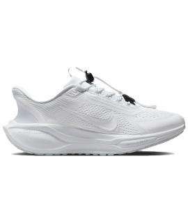 NIKE Кроссовки