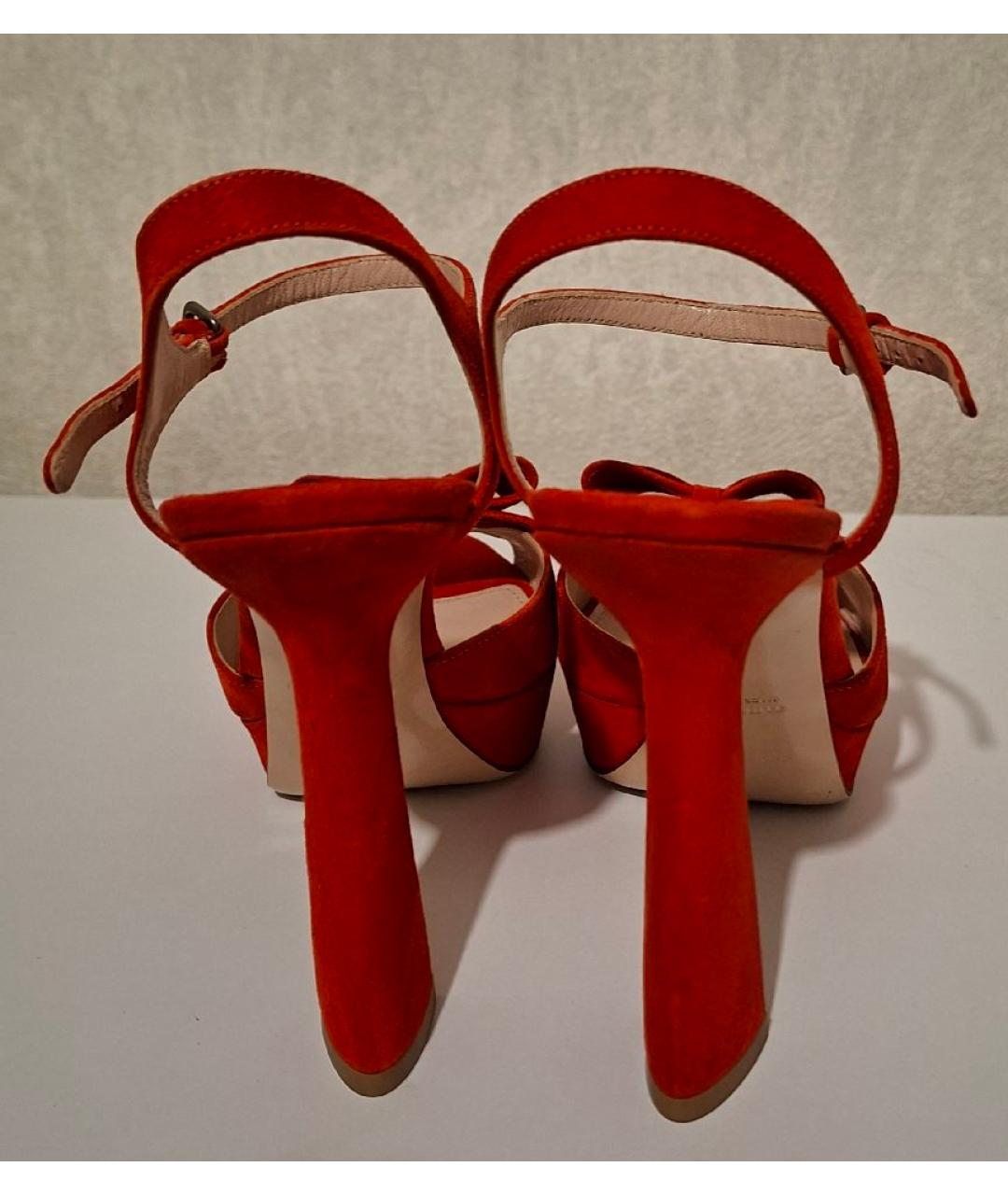 MIU MIU Красные замшевые туфли, фото 4