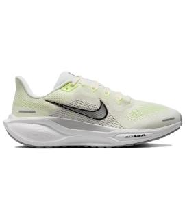 NIKE Кроссовки