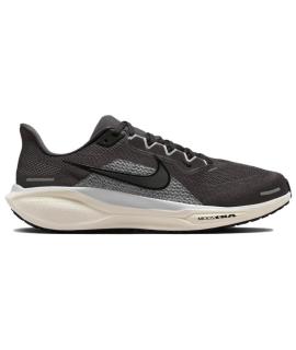 NIKE Низкие кроссовки / кеды