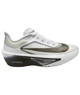 NIKE Кроссовки