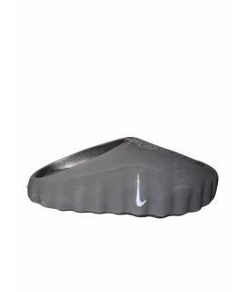 NIKE Шлепанцы