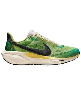 NIKE Кроссовки