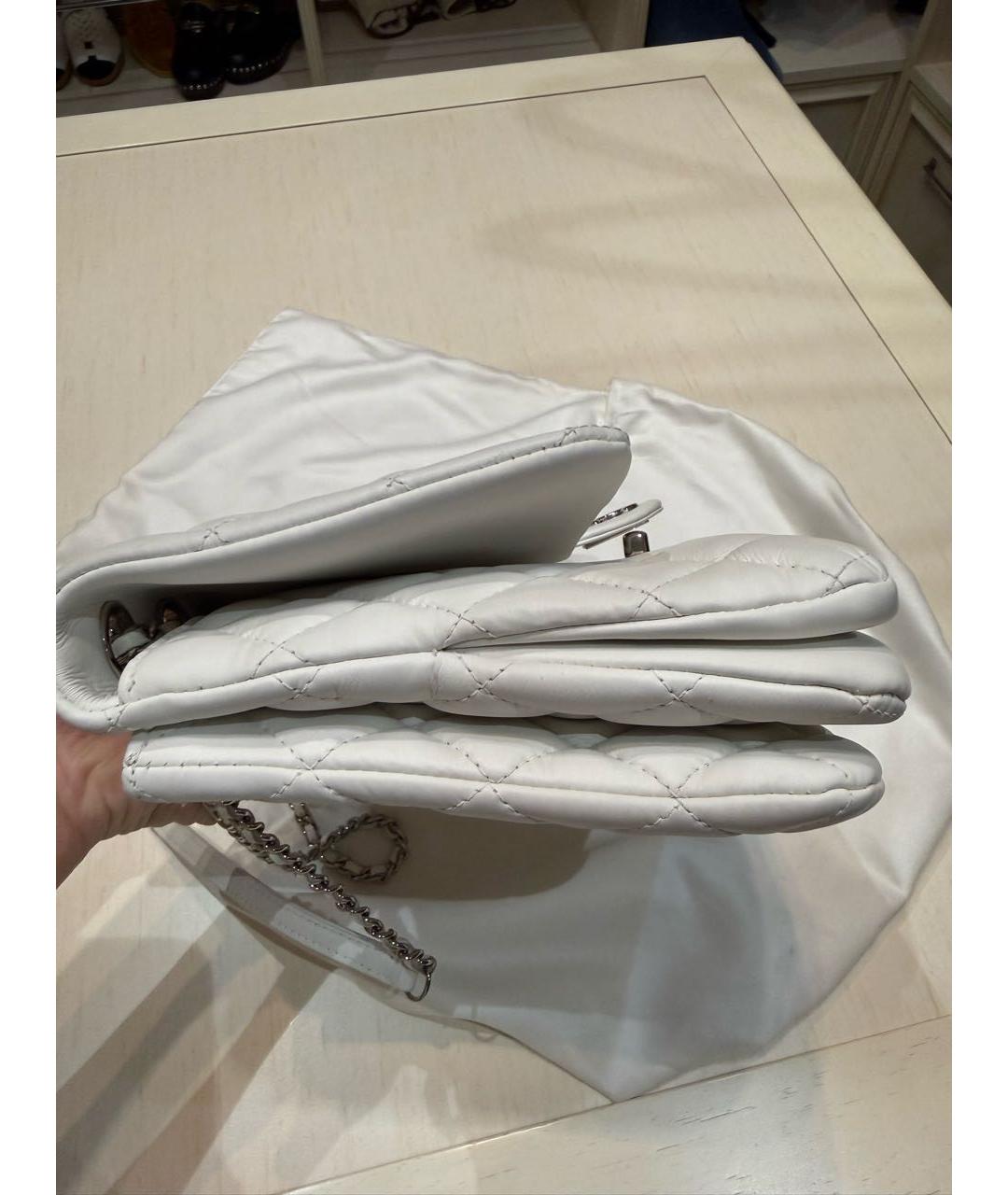 CHANEL Белая кожаная сумка тоут, фото 2