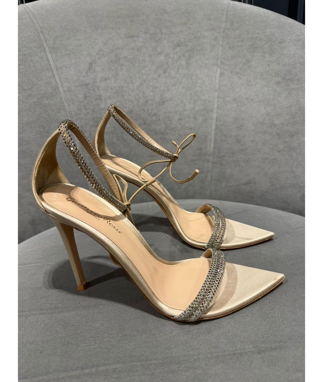 GIANVITO ROSSI Золотые текстильные босоножки, фото 7