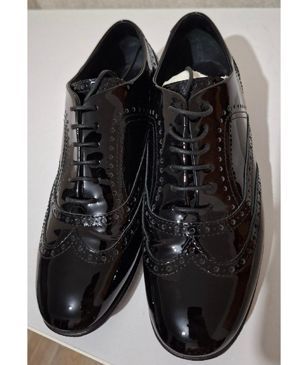 CHANEL Черные брогги и оксфорды из лакированной кожи, фото 3