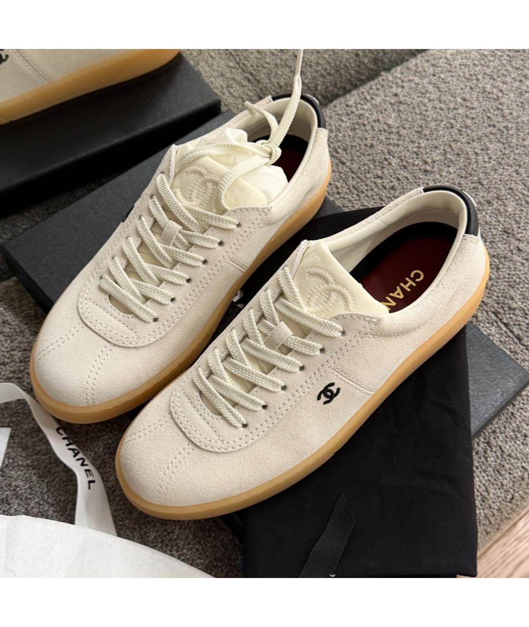 CHANEL Бежевые замшевые кеды, фото 6