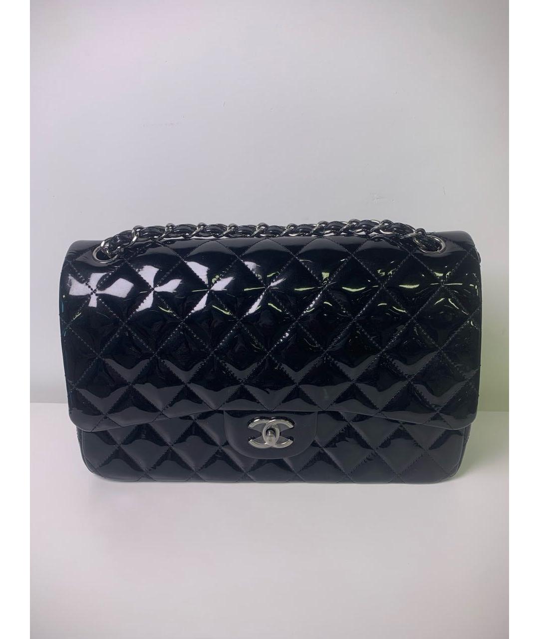 CHANEL Черная сумка через плечо из лакированной кожи, фото 8