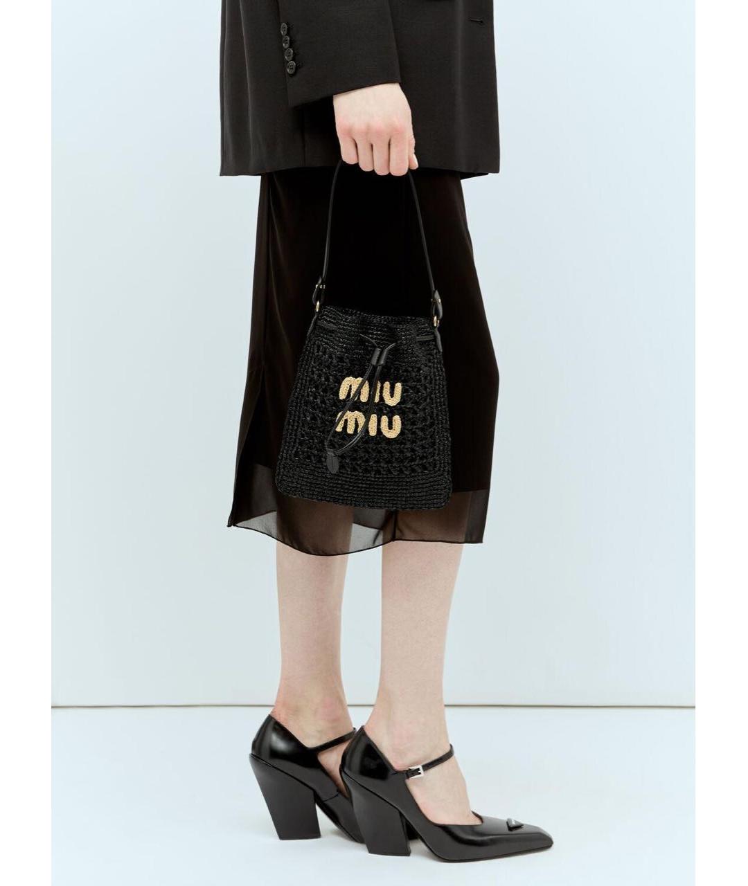 MIU MIU Бежевая пелетеная сумка с короткими ручками, фото 7