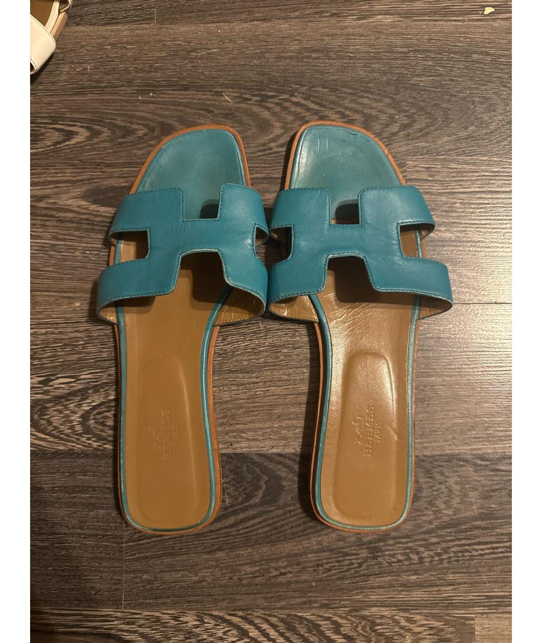 HERMES Бирюзовые кожаные шлепанцы, фото 4