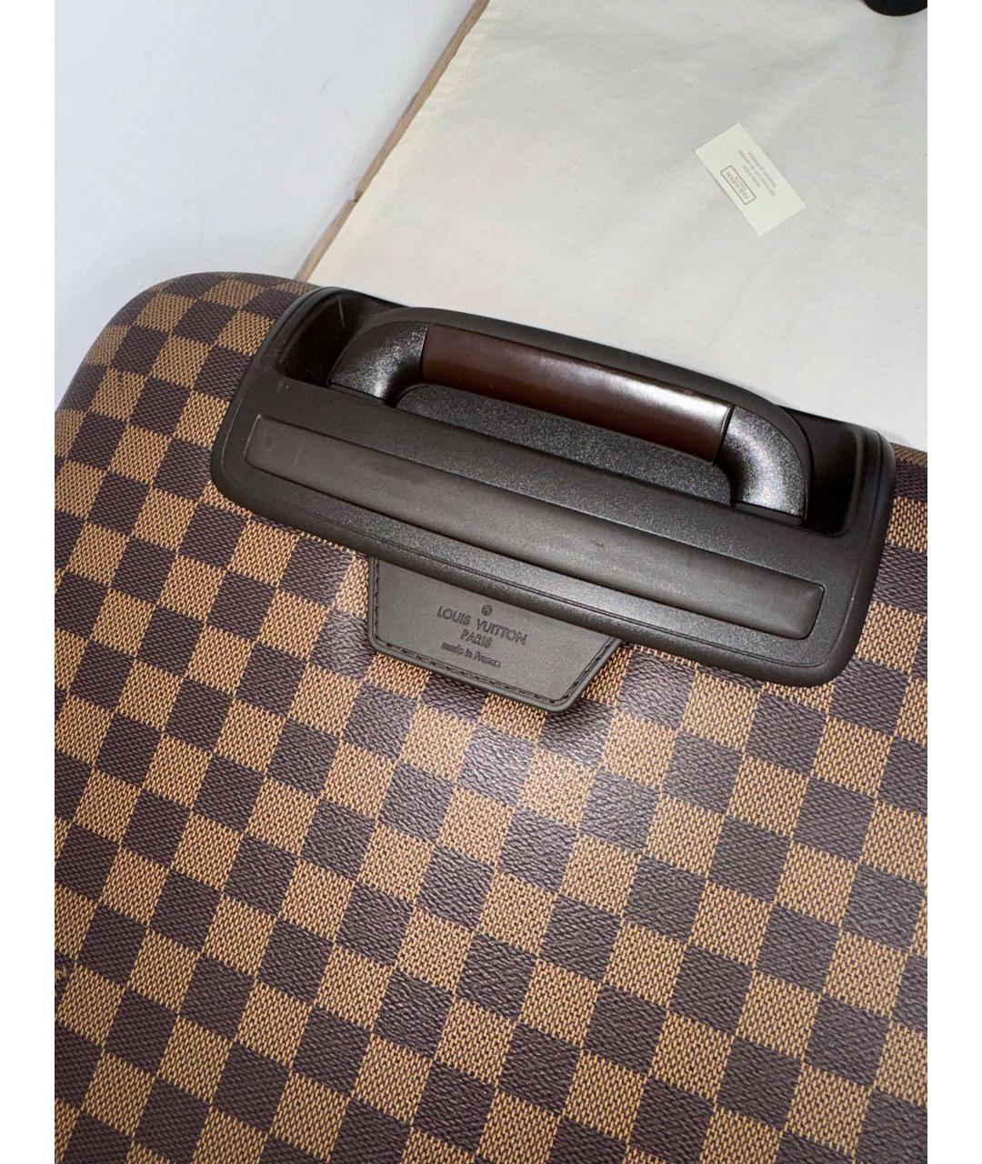 LOUIS VUITTON Коричневый кожаный чемодан, фото 4