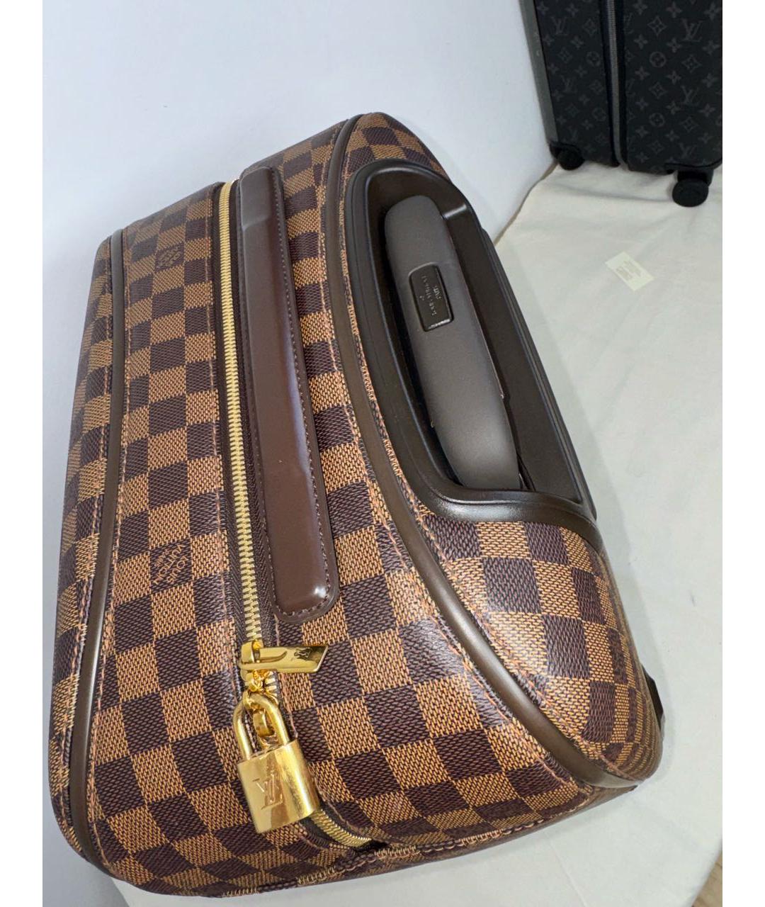 LOUIS VUITTON Коричневый кожаный чемодан, фото 6