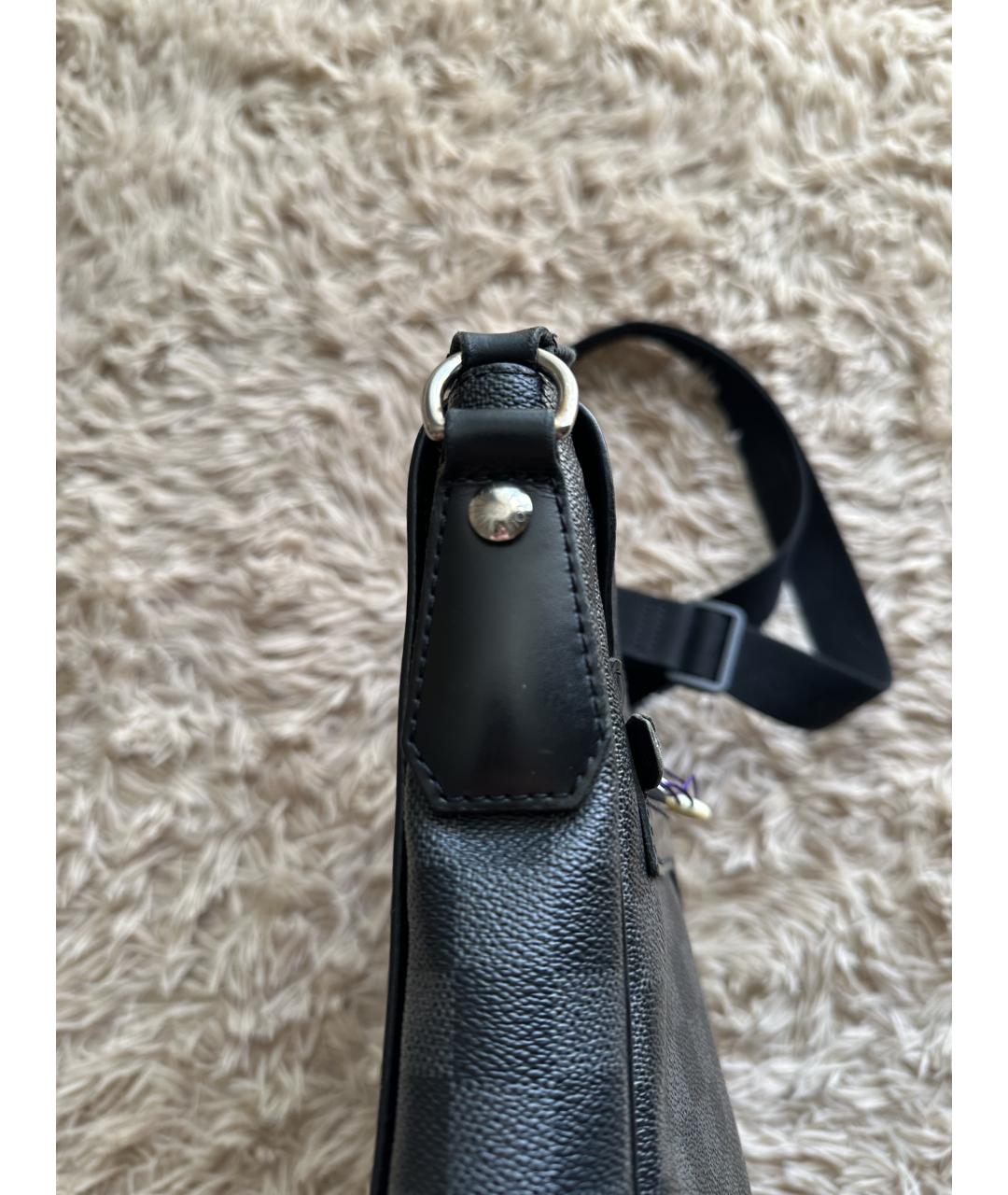 LOUIS VUITTON Черная сумка на плечо, фото 4