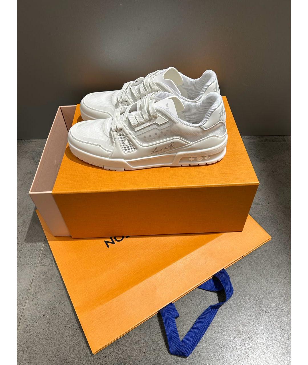 LOUIS VUITTON Белые кожаные низкие кроссовки / кеды, фото 5