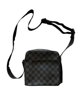 LOUIS VUITTON Сумка на плечо