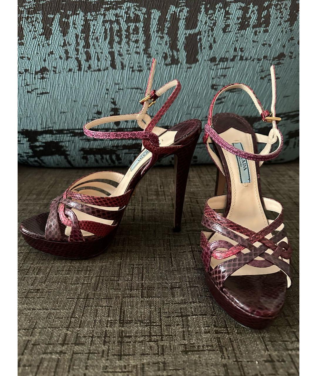 PRADA Бордовые кожаные туфли, фото 5