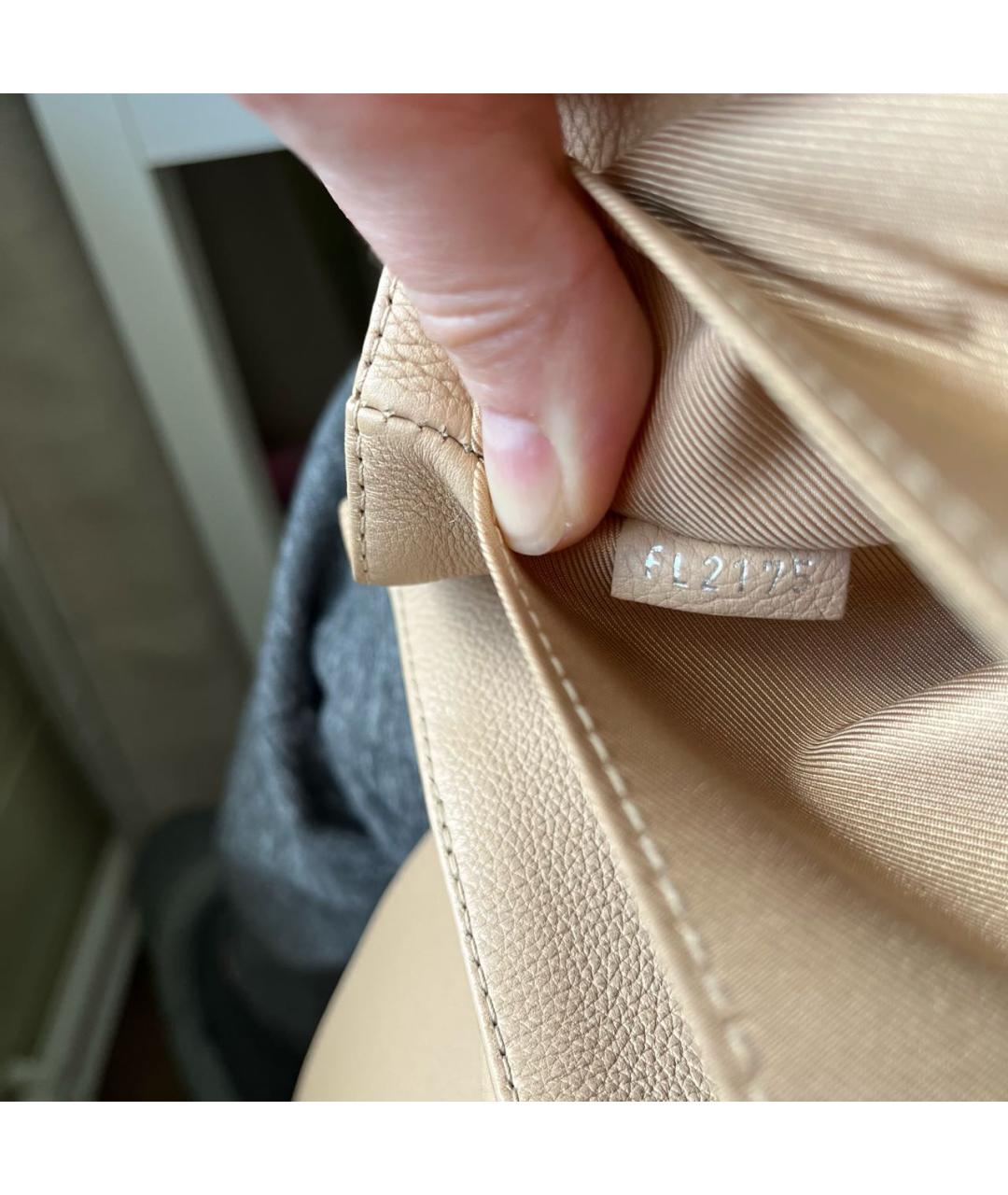 LOUIS VUITTON Бежевая кожаная сумка с короткими ручками, фото 4