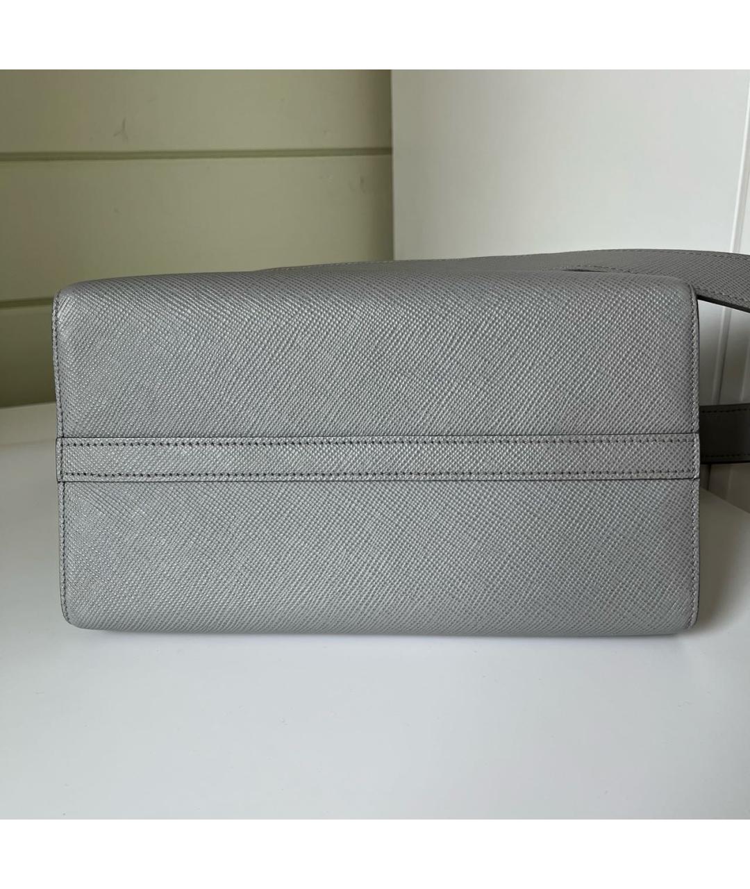 PRADA Серая кожаная сумка с короткими ручками, фото 9
