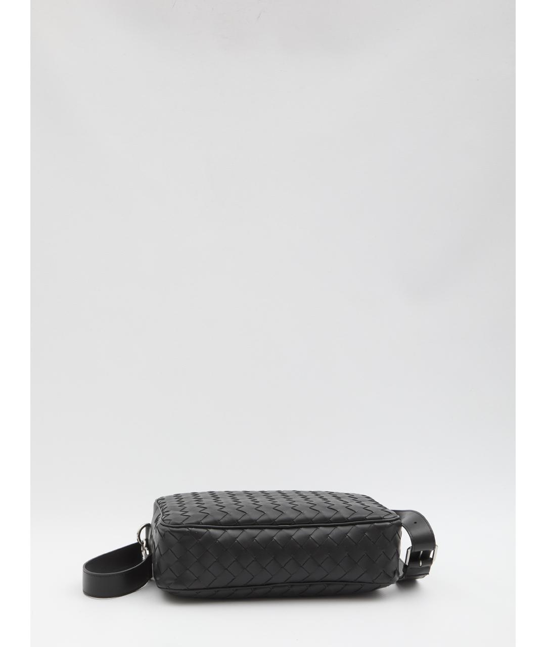 BOTTEGA VENETA Черная кожаная сумка на плечо, фото 3