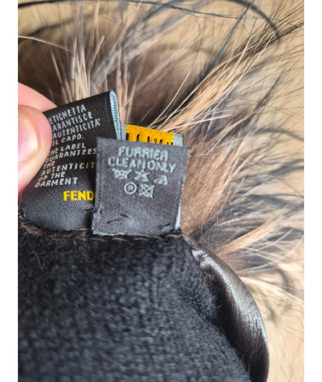 FENDI Коричневые кожаные перчатки, фото 2