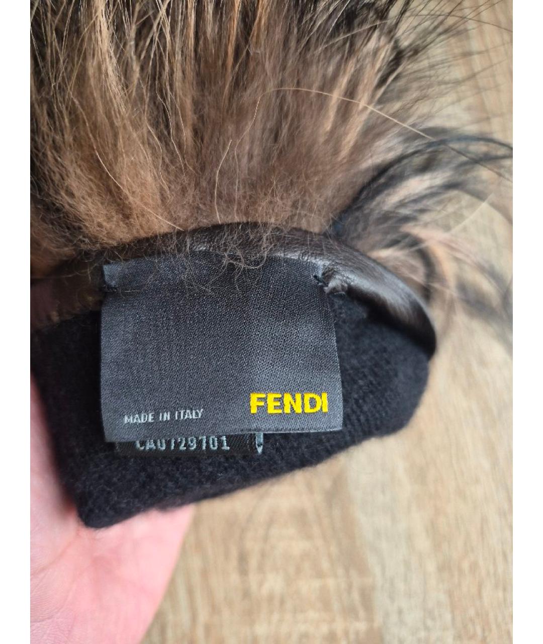 FENDI Коричневые кожаные перчатки, фото 3