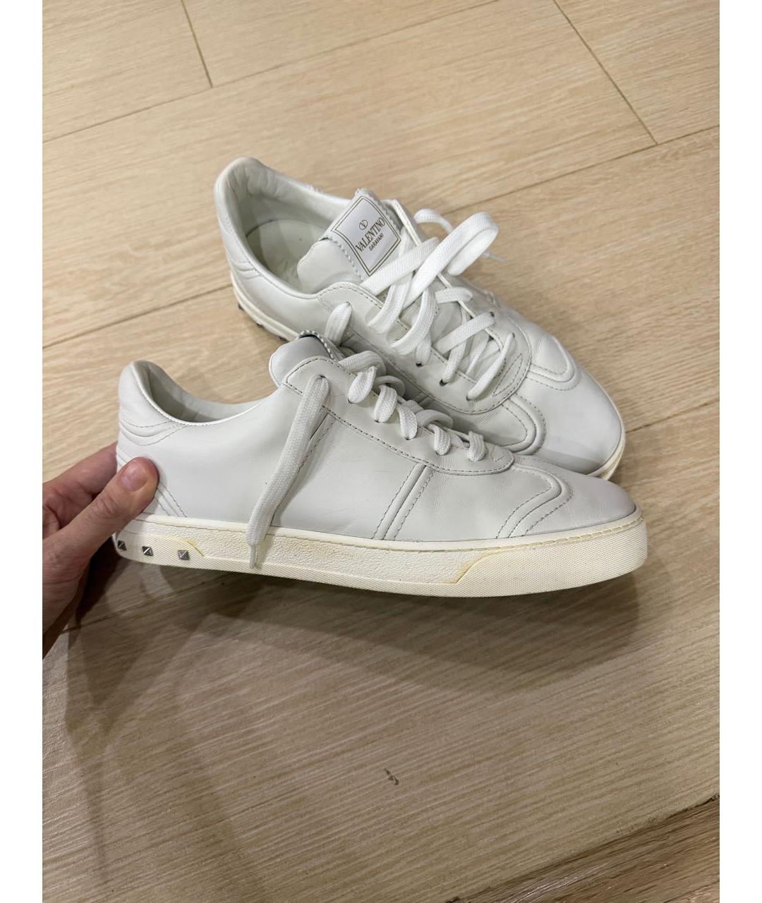 VALENTINO Белые кожаные низкие кроссовки / кеды, фото 7