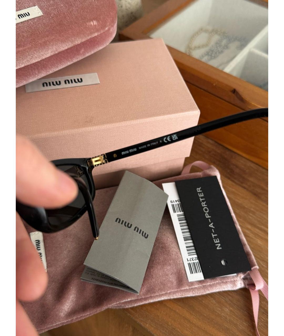 MIU MIU Черные пластиковые солнцезащитные очки, фото 3