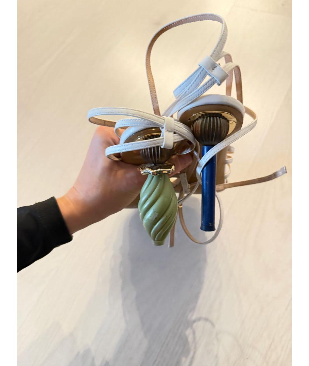 JACQUEMUS Белые кожаные босоножки, фото 4