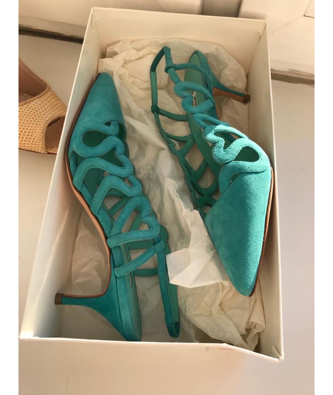 MANOLO BLAHNIK Бирюзовые замшевые туфли, фото 4