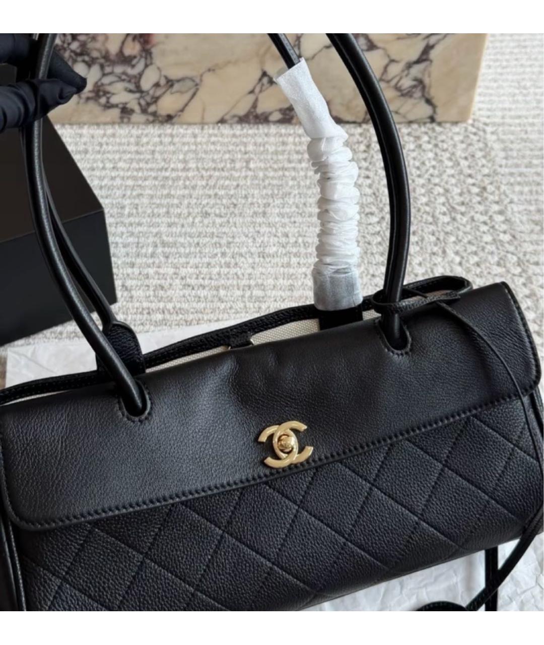 CHANEL Черная кожаная сумка через плечо, фото 5