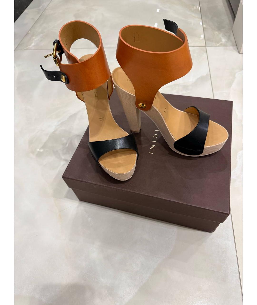 VICINI Черные кожаные босоножки, фото 2
