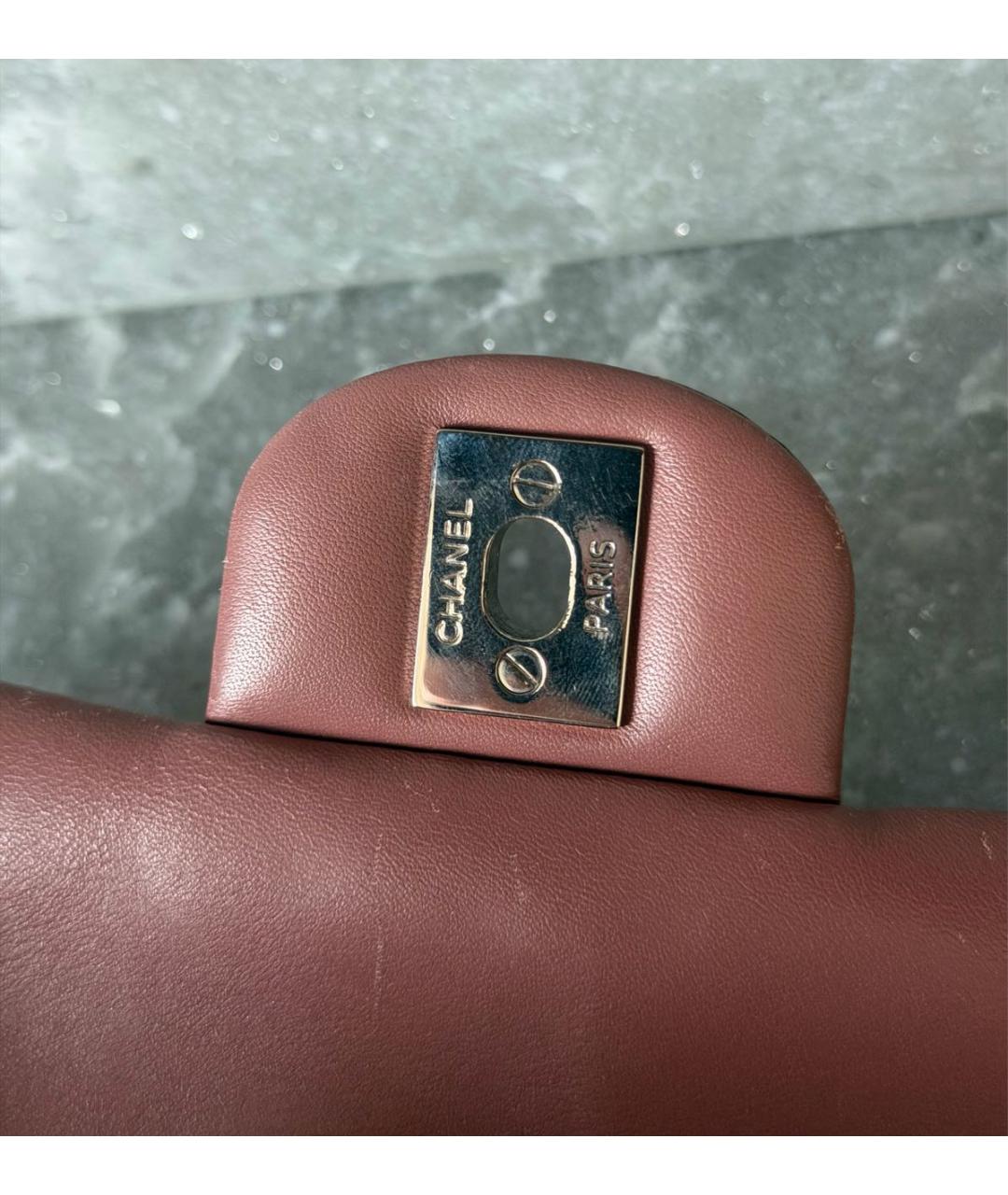 CHANEL Розовая сумка через плечо из лакированной кожи, фото 5