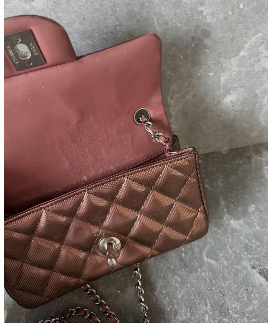 CHANEL Розовая сумка через плечо из лакированной кожи, фото 4