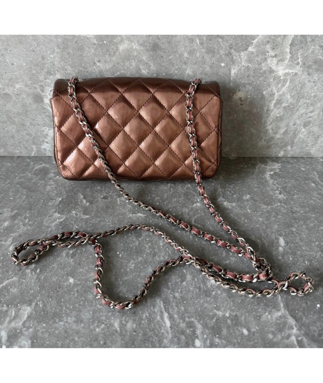 CHANEL Розовая сумка через плечо из лакированной кожи, фото 3