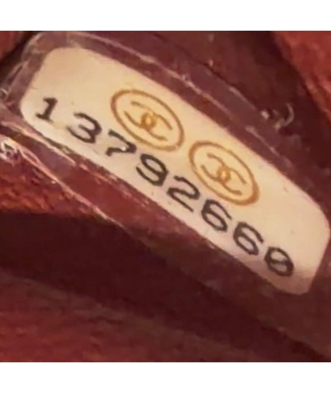 CHANEL Бордовая сумка через плечо из лакированной кожи, фото 5