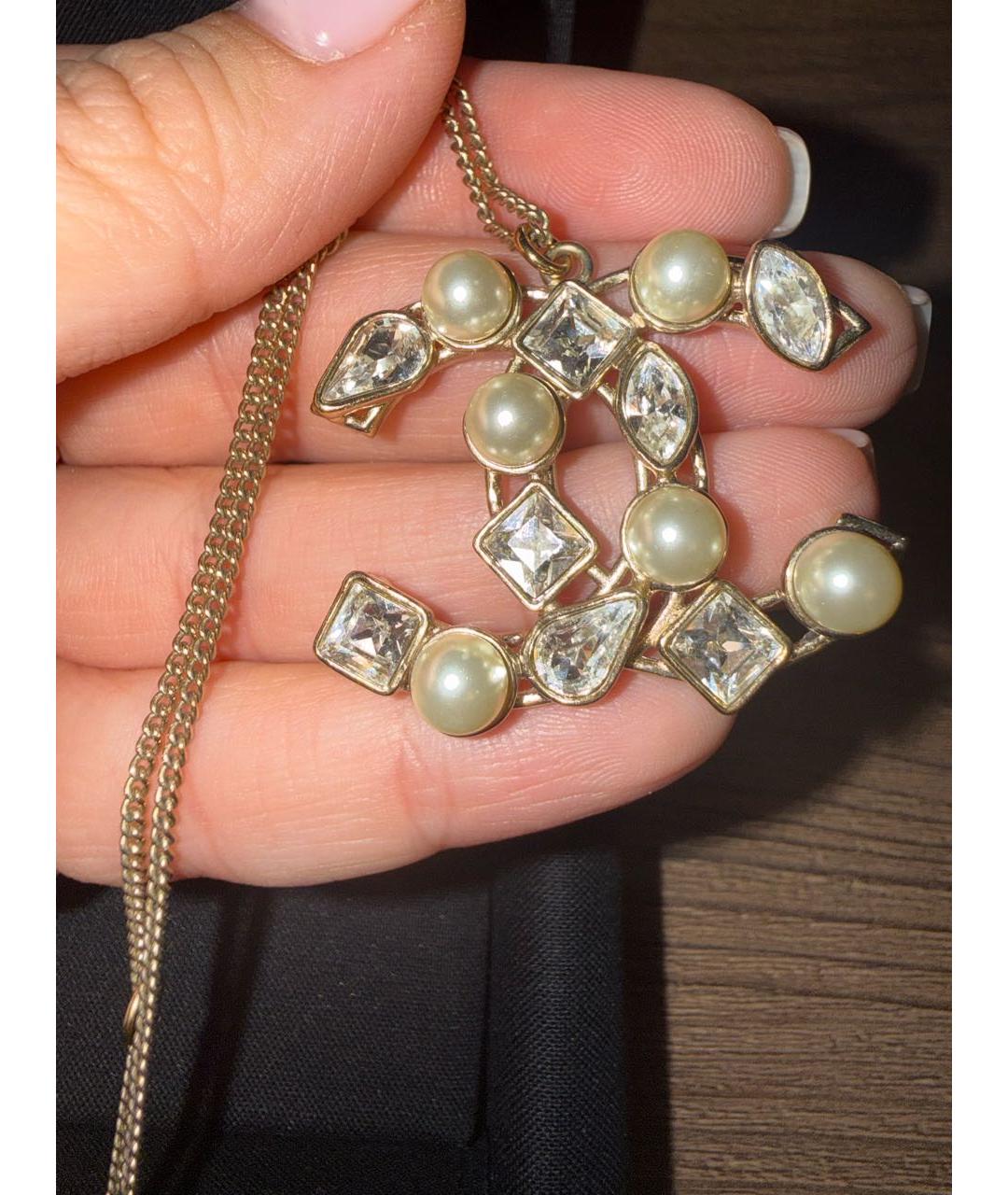 CHANEL Золотая подвеска, фото 3