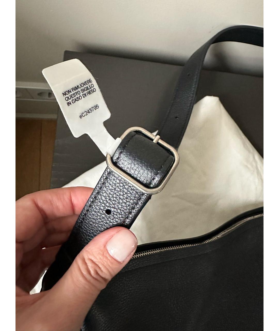 THE ROW Черная кожаная сумка с короткими ручками, фото 7