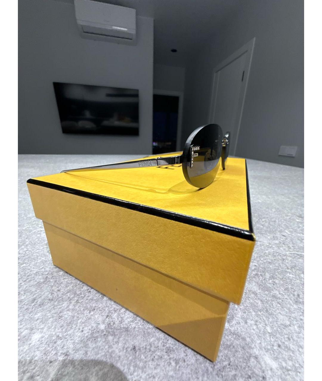 FENDI Черные металлические солнцезащитные очки, фото 3