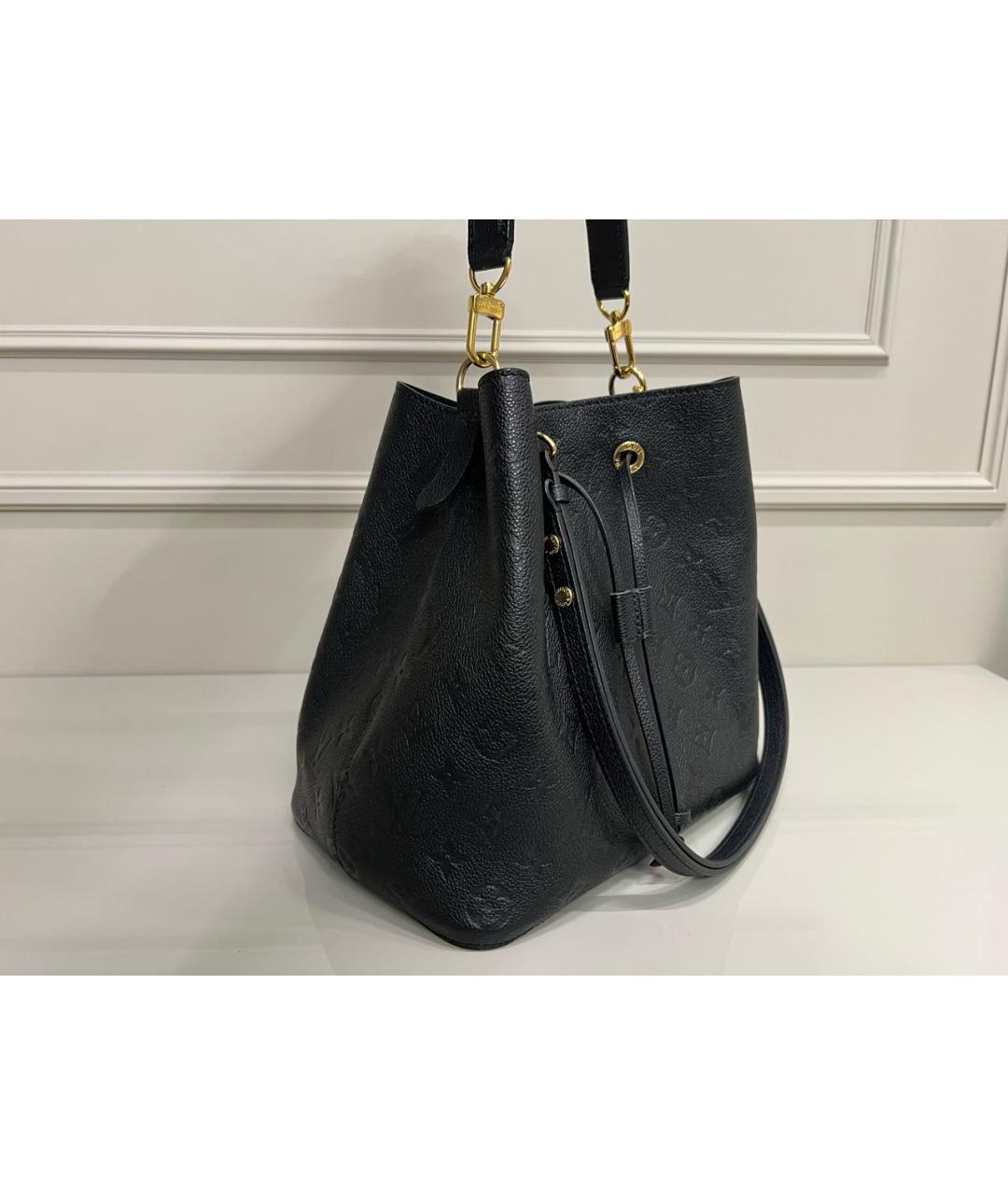 LOUIS VUITTON Черная кожаная сумка через плечо, фото 2