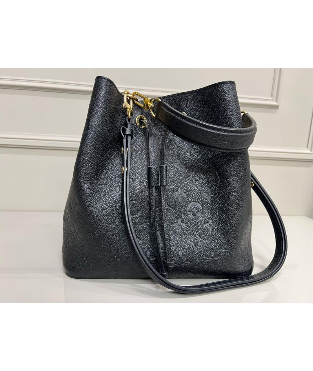 LOUIS VUITTON Черная кожаная сумка через плечо, фото 9