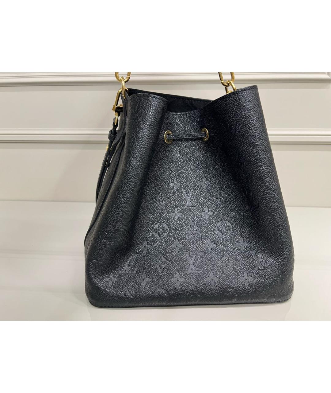 LOUIS VUITTON Черная кожаная сумка через плечо, фото 3